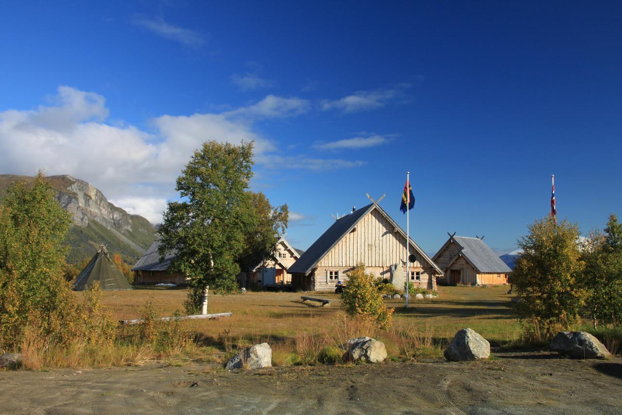 Viking Cabins - Mit Fablab - Solvik Kvalvik  Εξωτερικό φωτογραφία