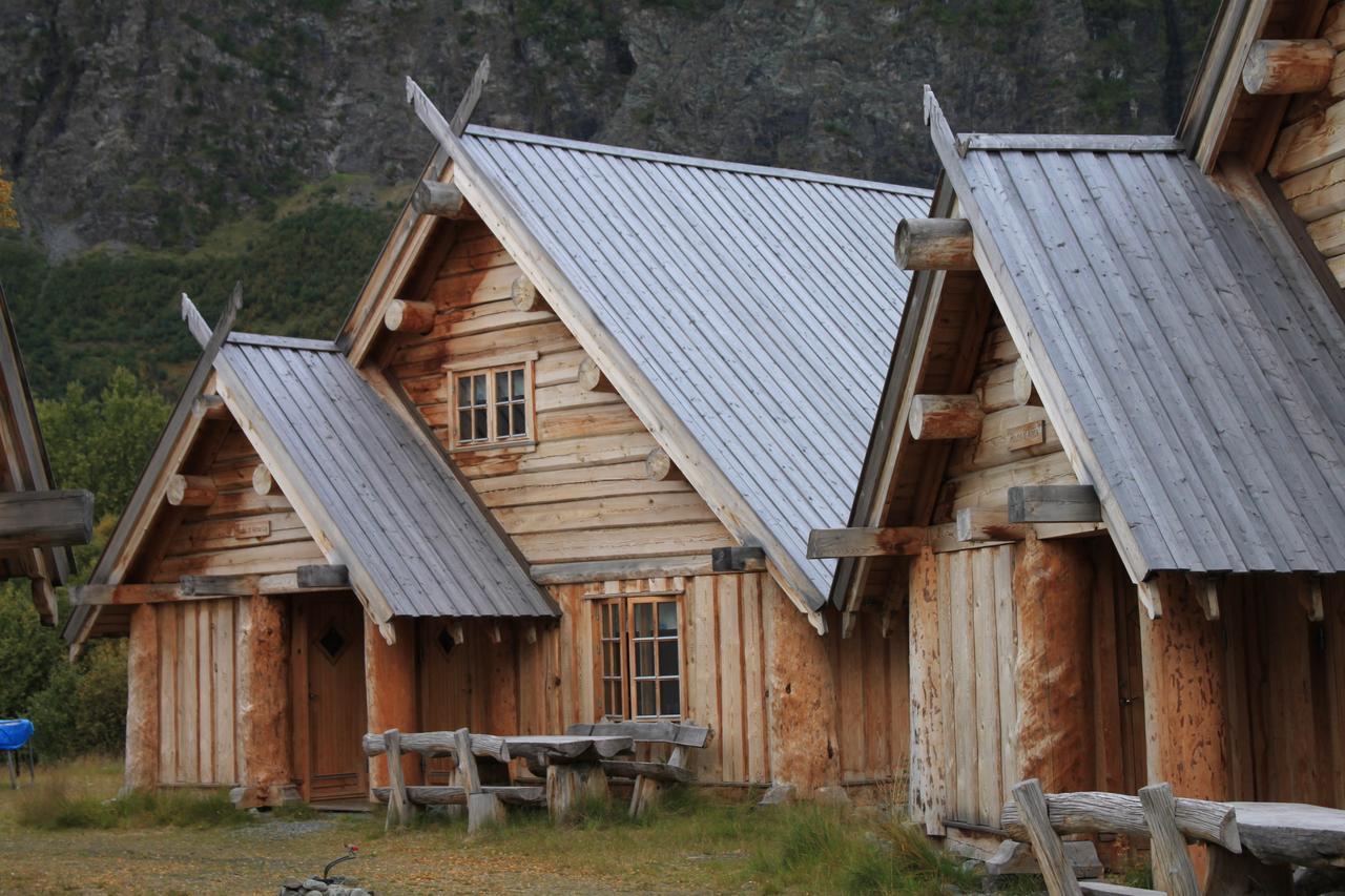 Viking Cabins - Mit Fablab - Solvik Kvalvik  Εξωτερικό φωτογραφία